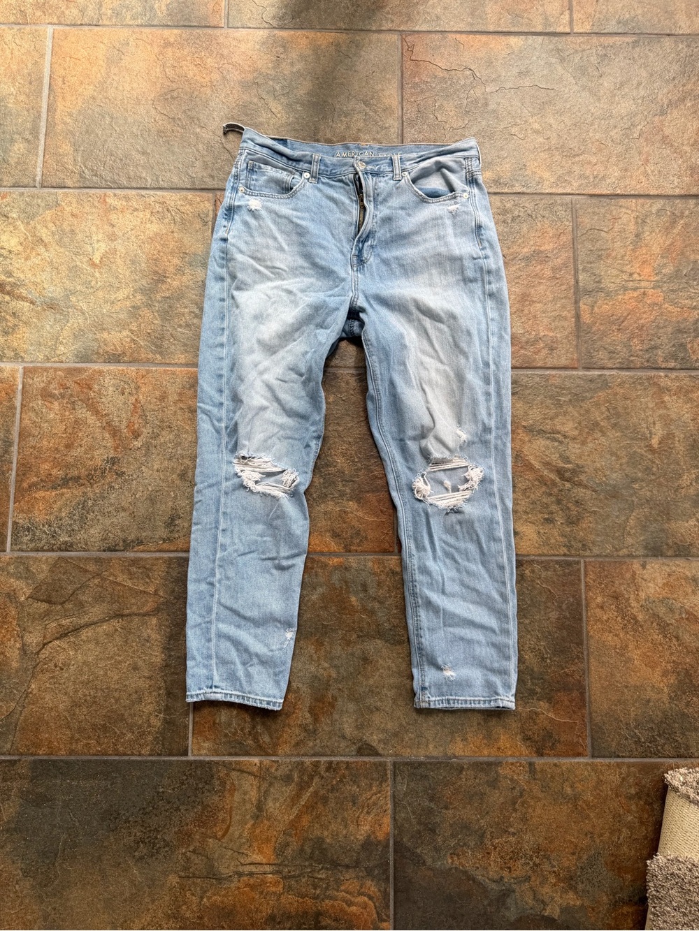 American Eagle Outfitters Light Blue Distressed Boyfriend Jeans